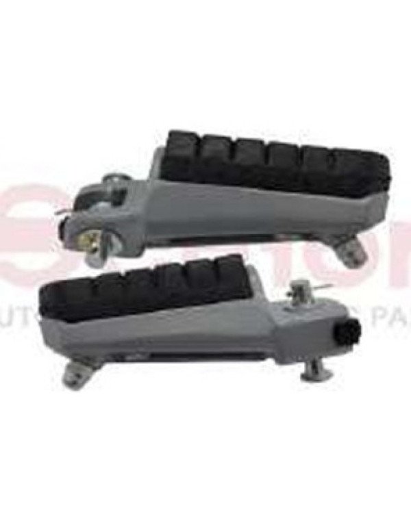ESTRIBO DELANTERO IZQUIERDO/DERECHO SENIOR PAR - COMPATIBLE CON DISCOVER-125ST